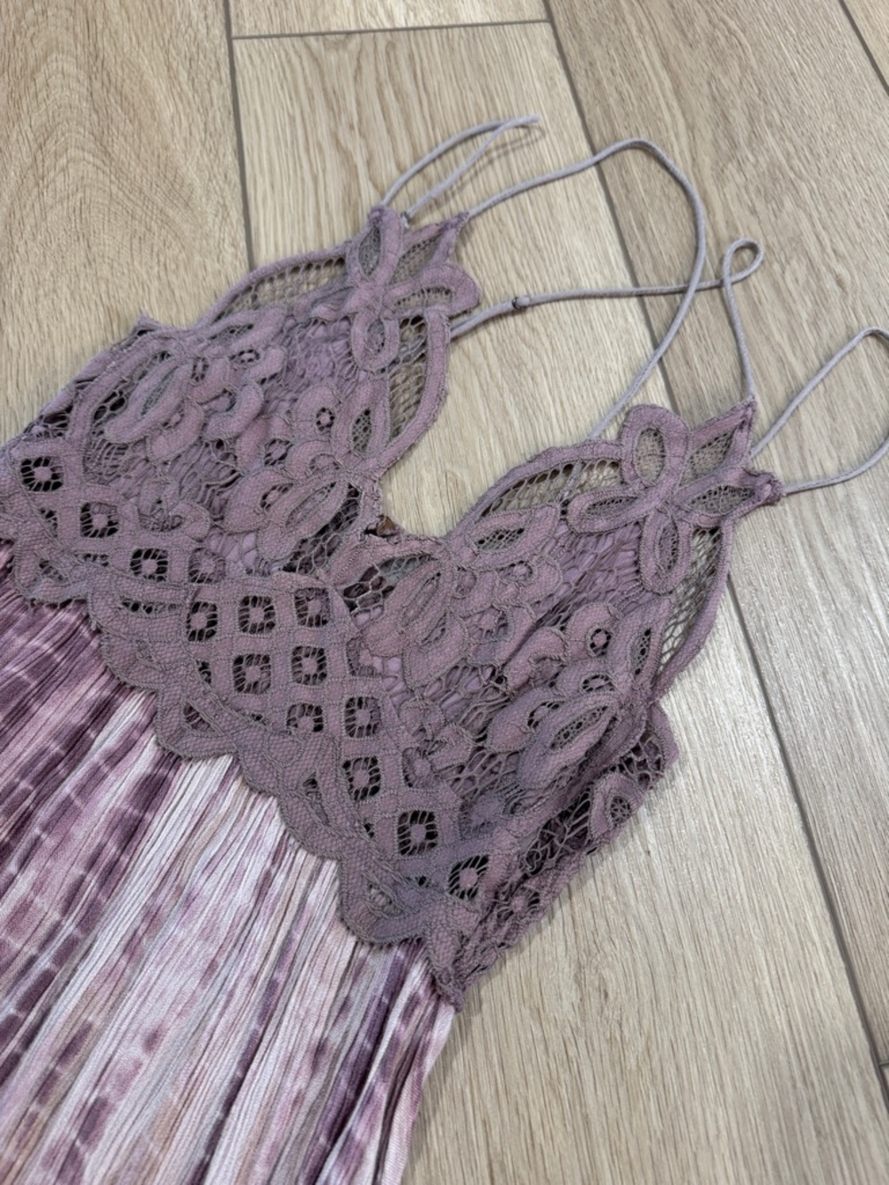 Free People FP One Adella Slip Dusty Purple Tie-Dye Lace Dress Sz S Boho Floral - Picture 3 of 8